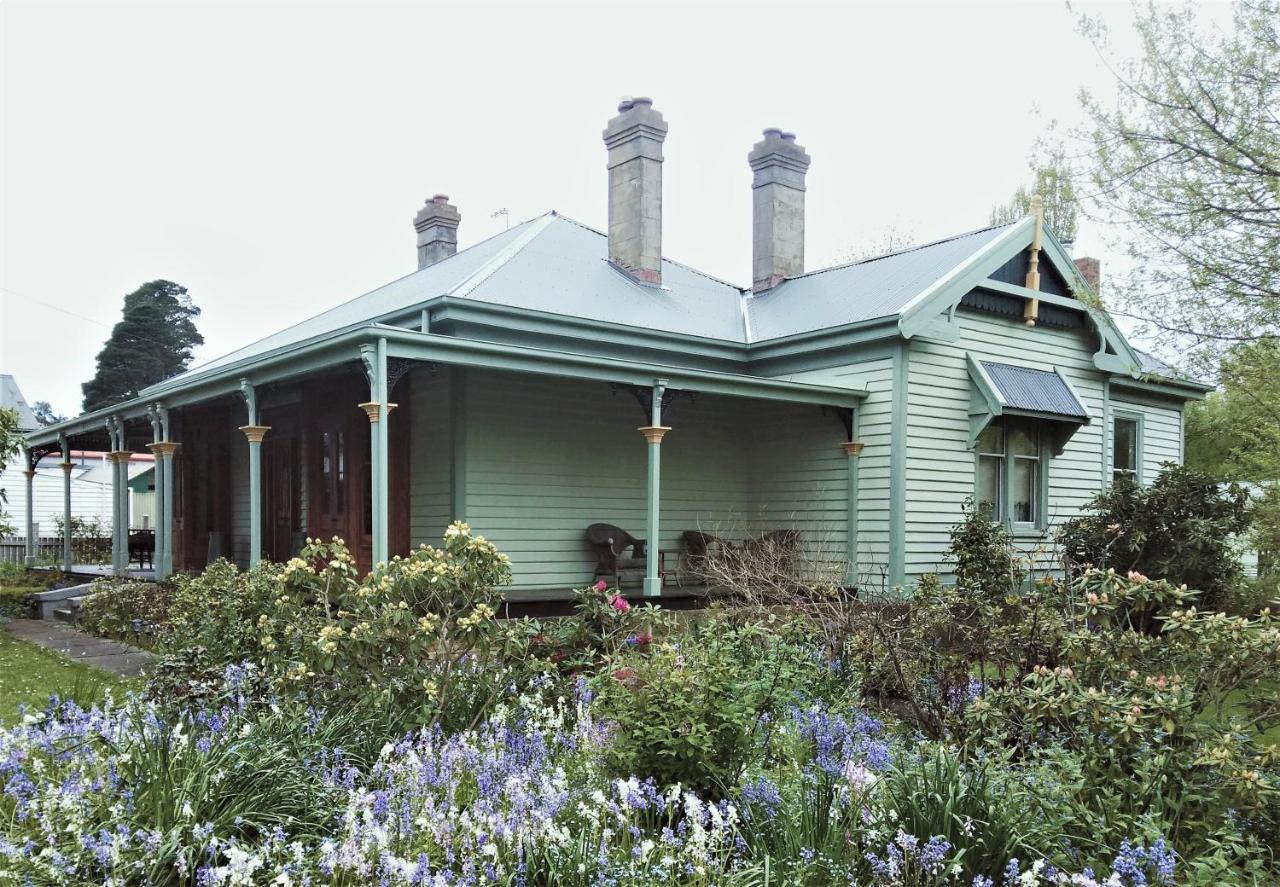 Oakdene Heritage Accommodation St Marys Exterior photo